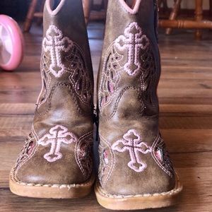 Toddler boots